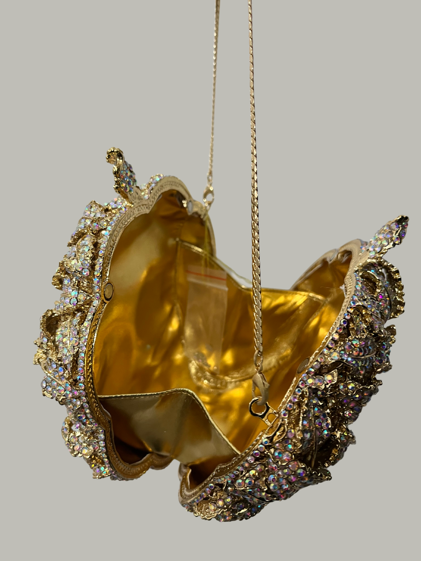 Bolso clutch rosa diamantes