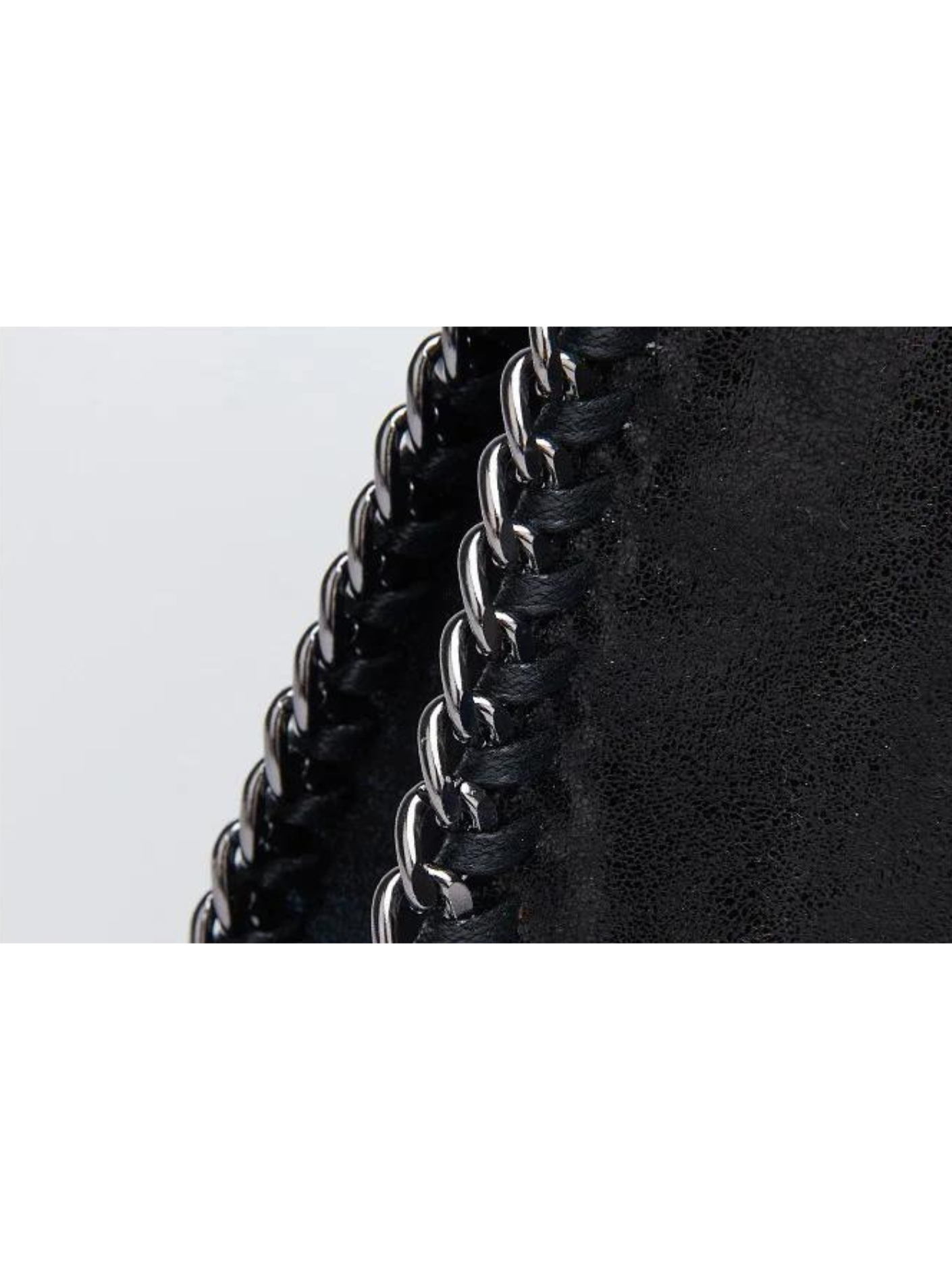 Bolso tote metálico diseño cadena