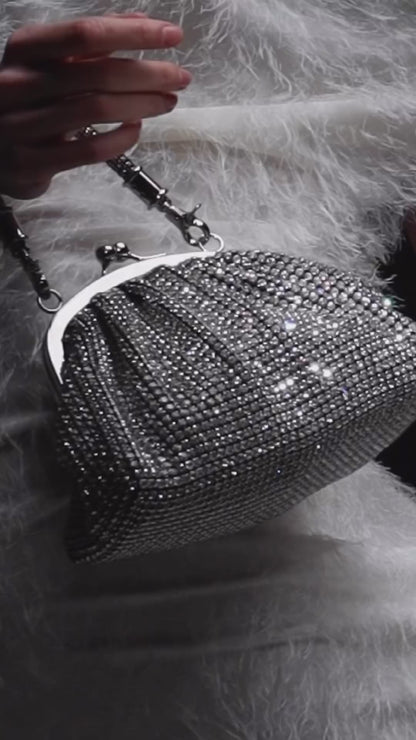 Bolso asa diamantes incrustados