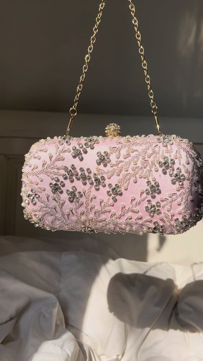 Bolso clutch bordado diamantes perlas